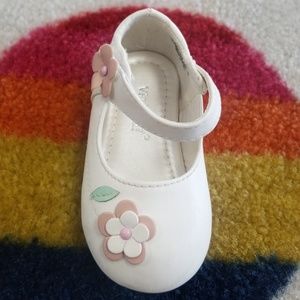 Little girls white shoes